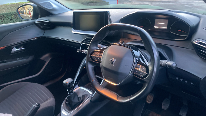 Peugeot 208 1.2 PureTech 100 Active 5dr Petrol Hatchback